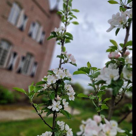 Kasteel Aldenghoor Acomodação com café da manhã Haelen Exterior foto