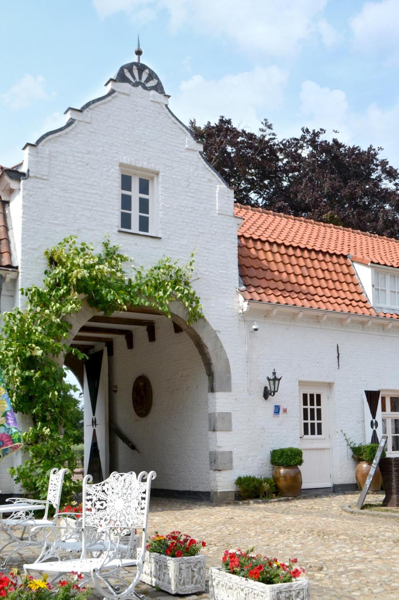 Kasteel Aldenghoor Acomodação com café da manhã Haelen Exterior foto