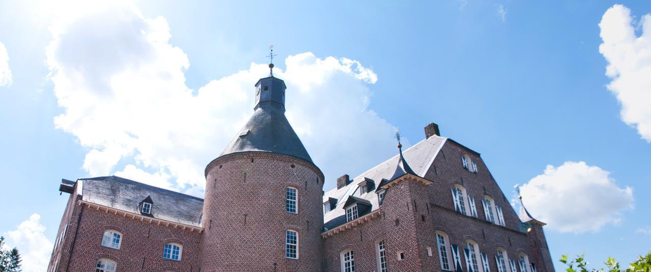Kasteel Aldenghoor Acomodação com café da manhã Haelen Exterior foto