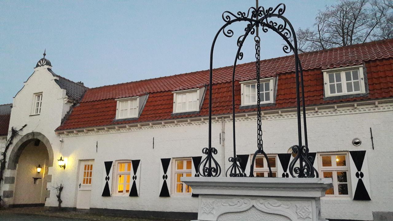 Kasteel Aldenghoor Acomodação com café da manhã Haelen Exterior foto