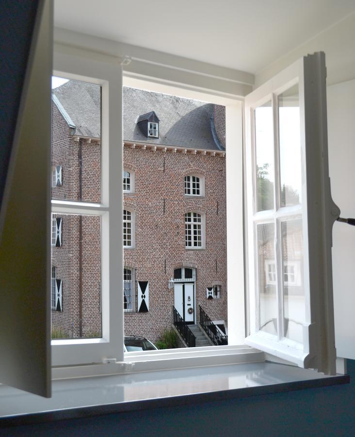 Kasteel Aldenghoor Acomodação com café da manhã Haelen Exterior foto